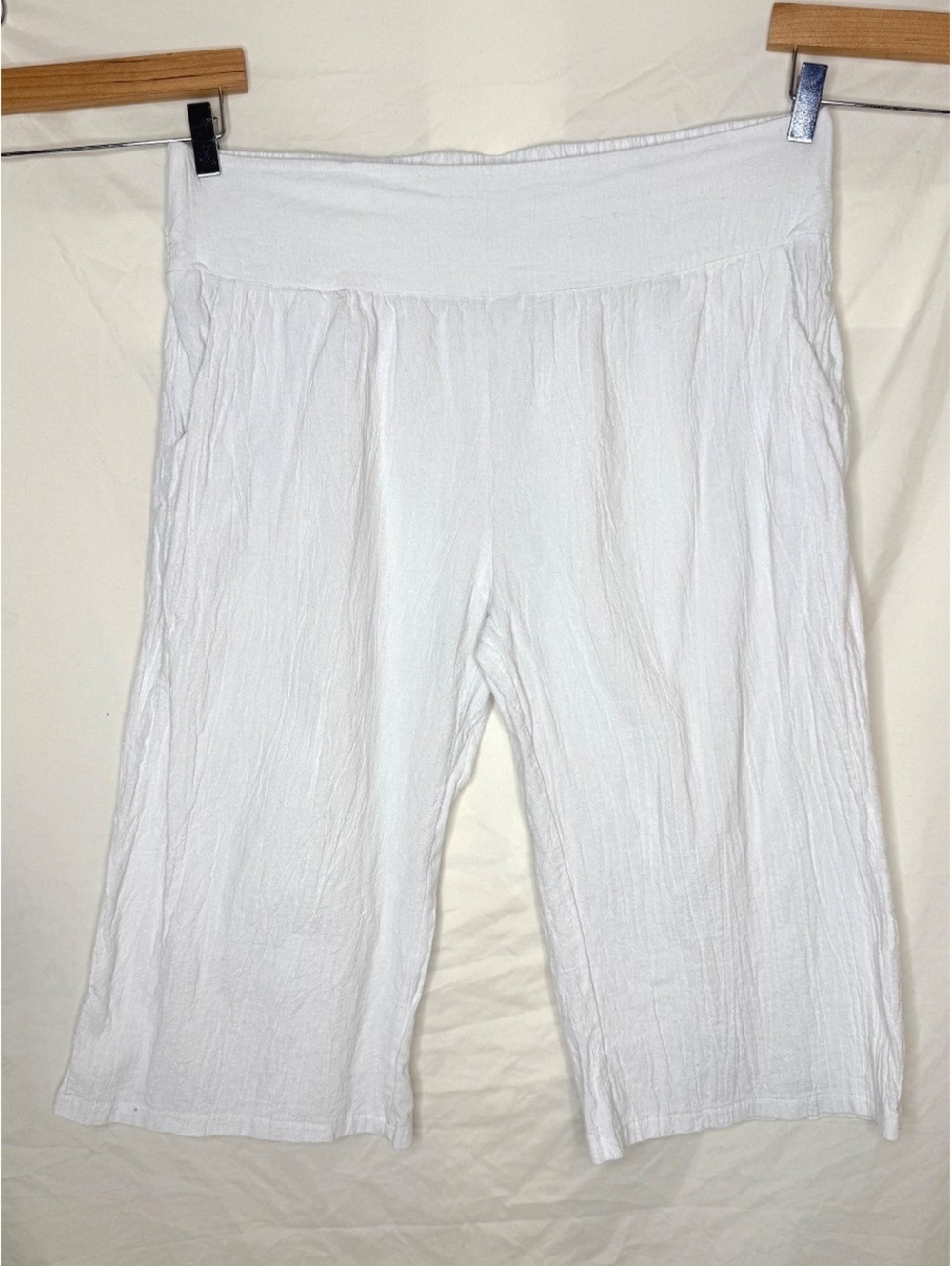 White 100% Linen Wide Leg Capri Pants